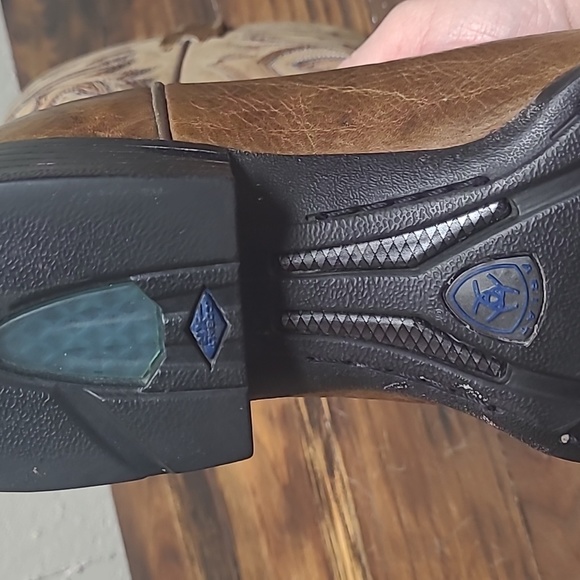 Ariat bullhide boots size 9D - Picture 9 of 10